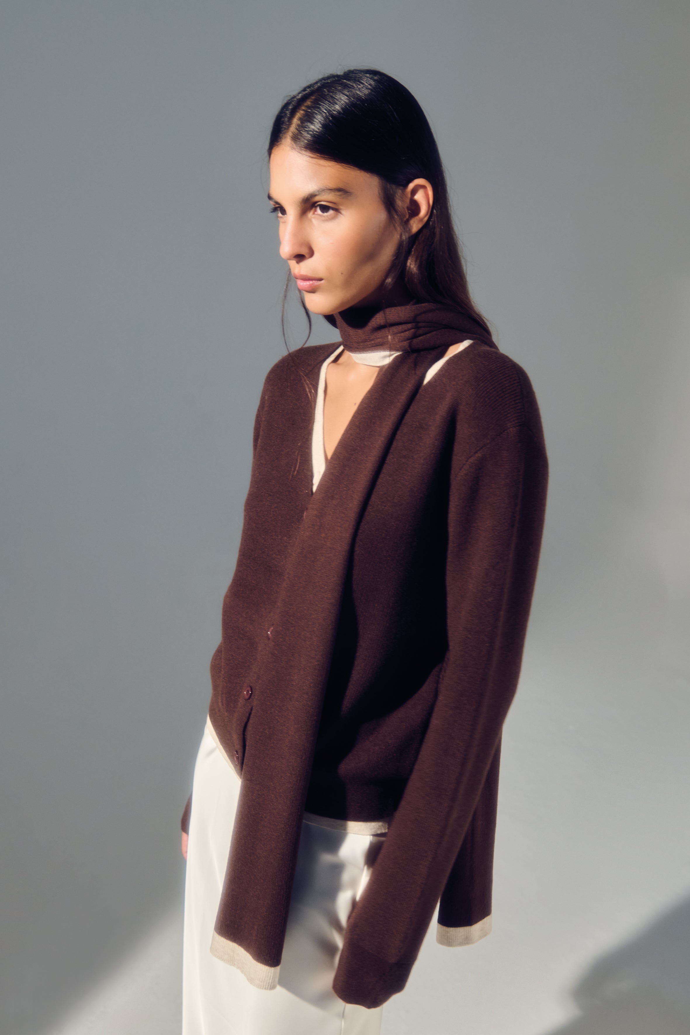 CARDIGAN + KNITTED SCARF 04BJ7898